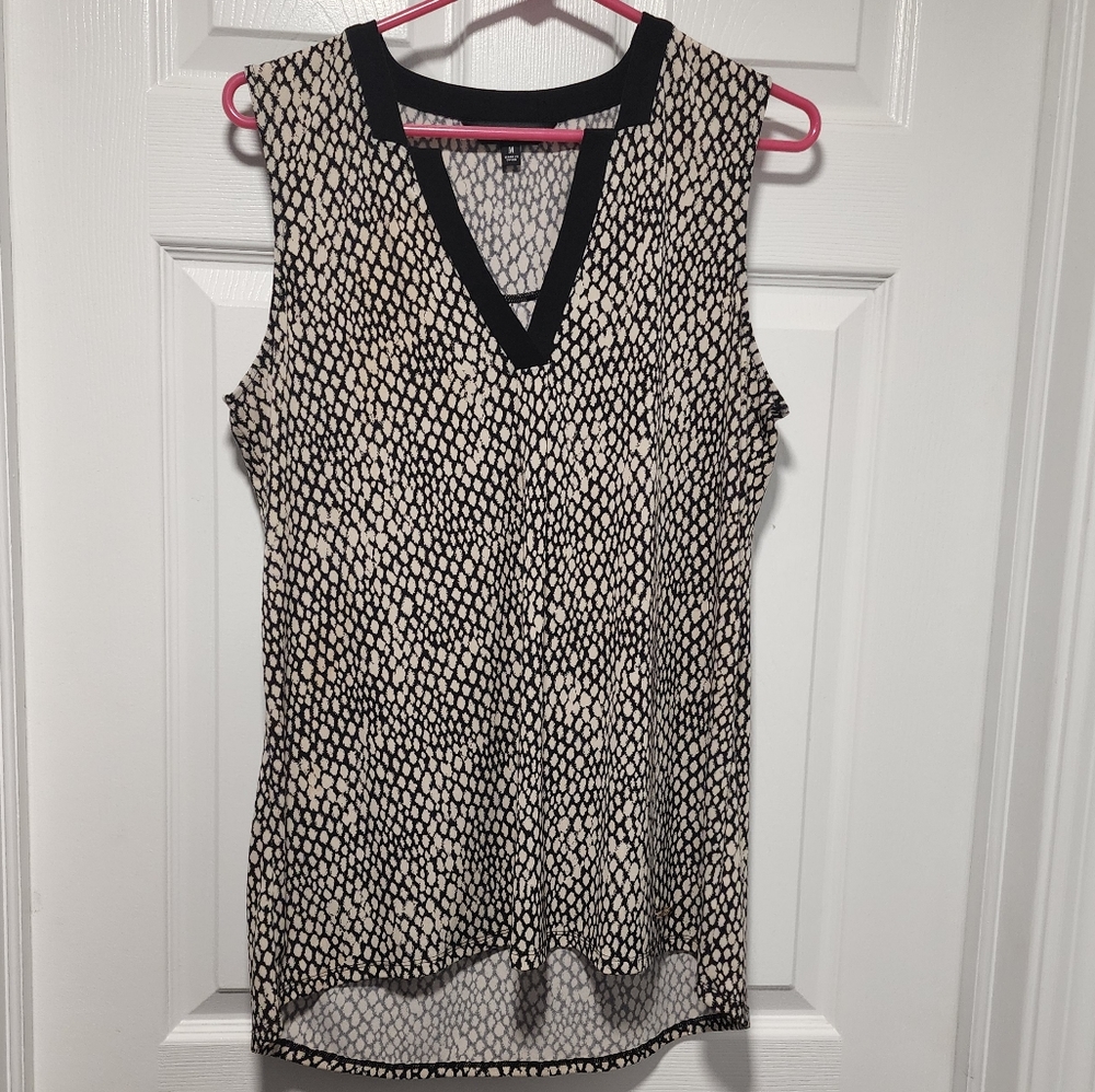 Black and white tank